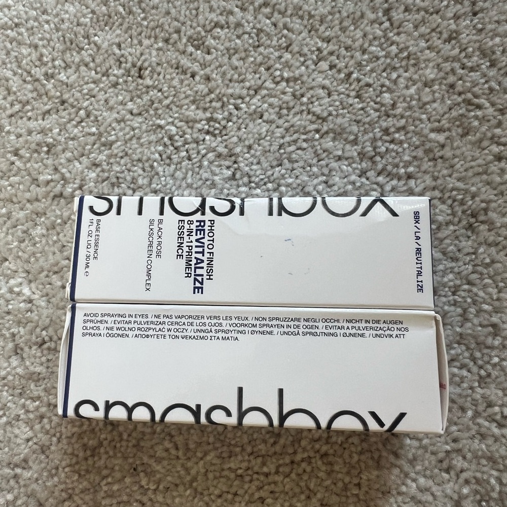 Smashbox finish 8-in-1 primers , 2 full sized